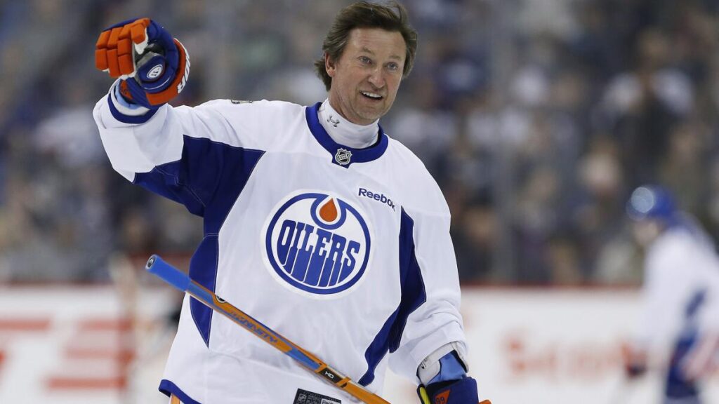 trump-says-wayne-gretzky-should-run-for-prime-minister-of-canada,-“soon-to-be-known-as-the-governor-of-canada”-–-“canada-should-start-a-draft-wayne-gretzky-movement.”-|-the-gateway-pundit-|-by-jordan-conradson