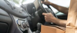 report:-police-arrest-pizza-delivery-driver-for-allegedly-stabbing-pregnant-woman-over-her-tip