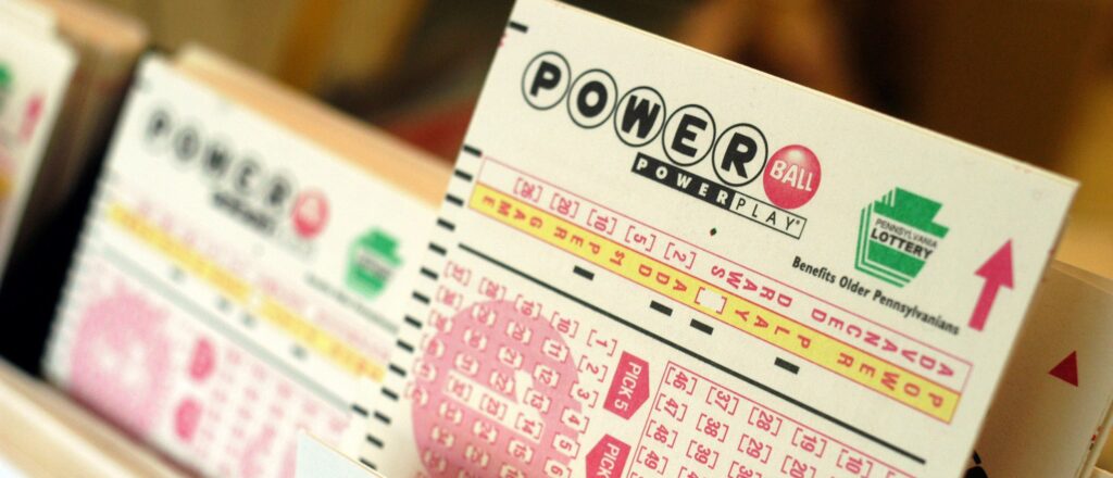 powerball-jackpot-rises-to-$1-billion-after-saturday’s-drawing-produces-no-winner