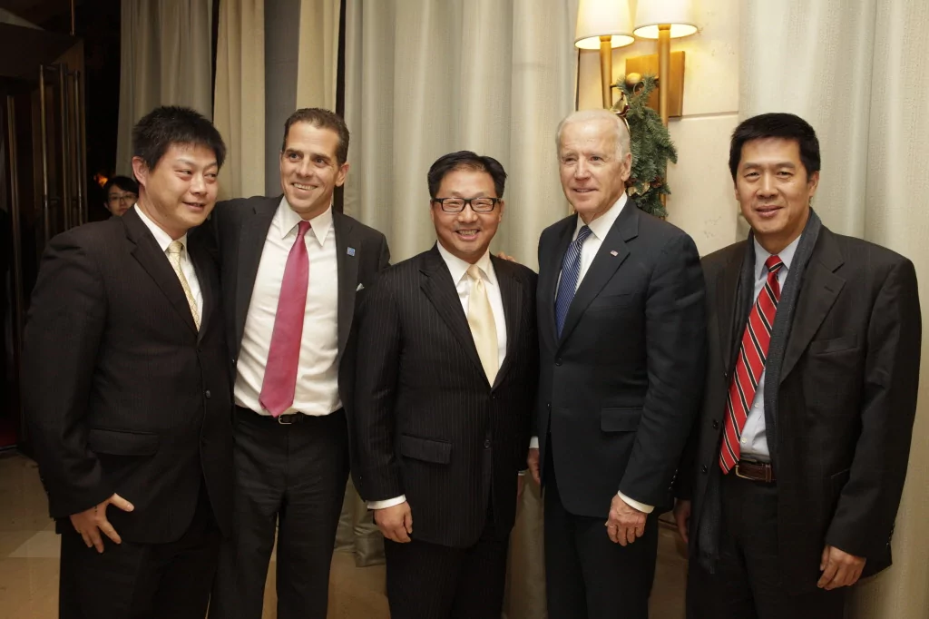 archives-releases-photos-of-joe-biden-with-son-hunter-and-his-chinese-business-partners-–-washington-examiner