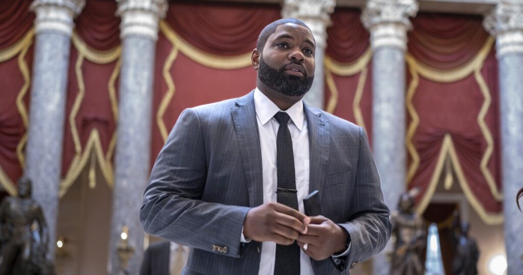 byron-donalds-says-house-leadership-closed-voting-on-cr-because-he-was-voting-‘no’