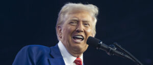 fact-check:-video-showing-trump-name-being-taken-off-hotel-in-panama-is-from-2018