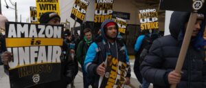 fact-check:-no,-amazon-delivery-workers-are-not-striking-in-demand-of-jeff-bezos-paying-taxes