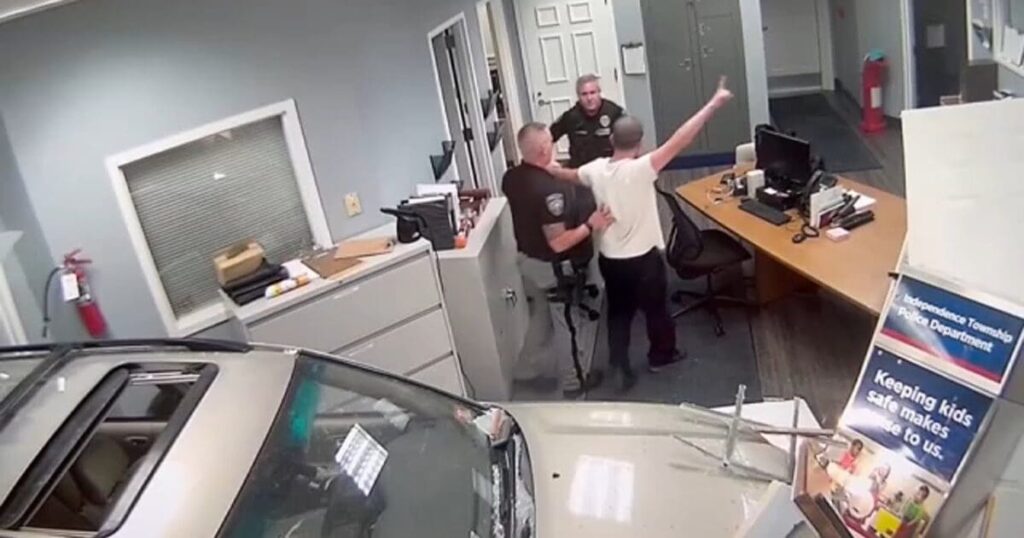 driver-intentionally-crashes-suv-into-new-jersey-police-station-while-blasting-guns-n’-roses-“welcome-to-the-jungle”-(video)-|-the-gateway-pundit-|-by-david-greyson