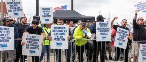 massive-dockworker-strike-could-land-in-trump-admin’s-lap-on-day-one