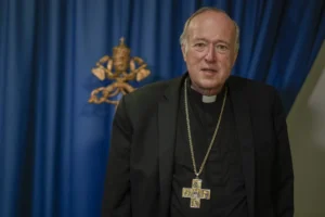critic-of-trump-promoted-to-archbishop-of-dc