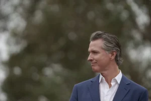 newsom-floats-$322-billion-budget