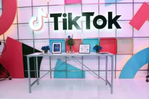 tiktok-executive-leaves-ahead-of-impending-ban