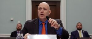 ‘it’s-unfortunate’:-biden’s-ice-director-says-admin-could’ve-done-more-to-close-border