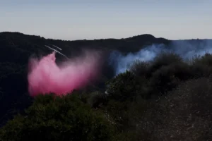 drone-collides-with-firefighting-plane-during-los-angeles-wildfires-–-washington-examiner