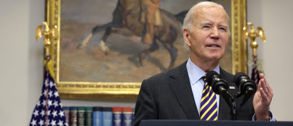exclusive:-wife-of-american-detained-by-taliban-reveals-what-biden-told-her-in-long-awaited-call