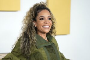 hostin-slammed-after-calling-criticism-of-ca’s-wildfire-problems-‘racist’