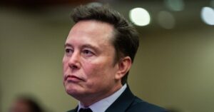 the-sec-is-suing-elon-musk.-it’s-all-in-the-timing