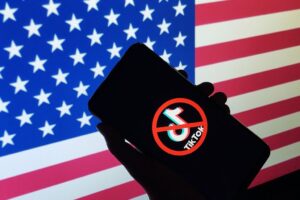 breaking-news:-united-states-activates-tiktok-ban-starting-sunday-–-gateway-hispanic