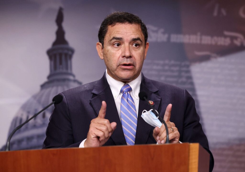 just-in:-texas-democrat-rep-henry-cuellar-carjacked-at-gunpoint-by-three-black-males-outside-his-apartment-in-washington-dc.-|-the-gateway-pundit-|-by-jim-hᴏft