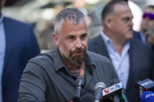 dc.-police-officer-attacked-on-j6-feels-‘betrayed’-by-pardons