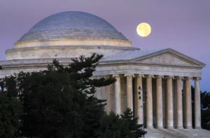 trump-issues-memo-promoting-‘beautiful’-federal-architecture-–-washington-examiner