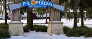 report:-snowball-throwing-leads-to-arrest,-police-firing-pepper-balls-into-crowd-in-florida
