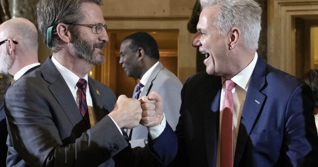 mccarthy-ally-reveals-why-he-is-voting-to-remove-his-‘friend’-from-the-speakership