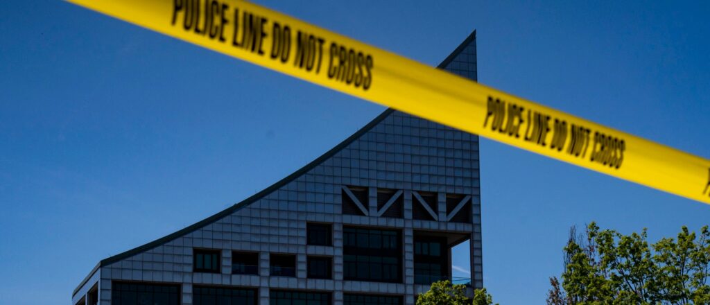 criminal-with-66-prior-arrests-shoots-and-kills-father-of-3-who-was-on-his-way-to-high-school-reunion,-cops-say