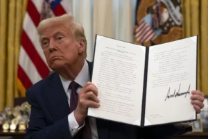 what-trump’s-colombia-tariff-flap-portends-for-china,-canada,-and-mexico-–-washington-examiner