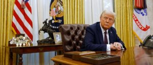 fact-check:-did-trump-sign-an-executive-order-ending-food-stamps-and-cash-assistance?