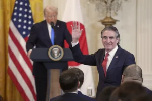 doug-burgum-suggests-interior’s-‘consultants’-could-be-targeted-by-doge-–-washington-examiner