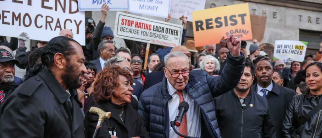 democratic-voters-tell-party-to-chill-out-with-all-the-left-wing-nonsense:-poll