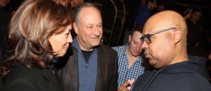 kamala-inspires-‘ooohs’-and-‘ahhs’-with-latest-word-salad-served-up-to-broadway-cast