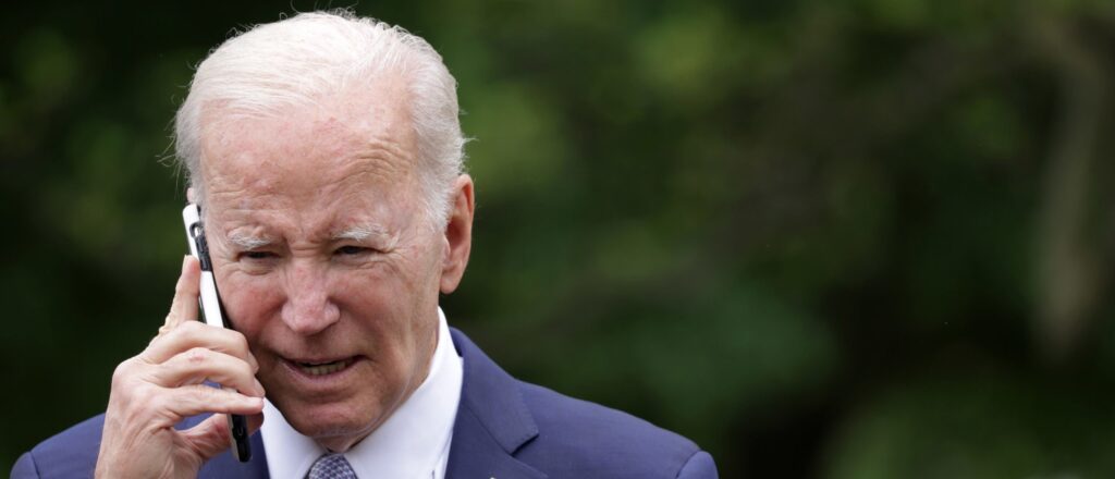 biden-scrambles-to-assure-allies-the-ukraine-aid-will-keep-flowing-after-congress-scraps-funds