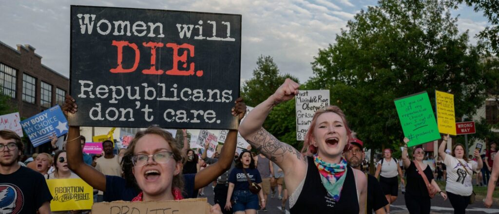 dems-call-proposed-optional-adoption-registry-for-struggling-mothers-‘disturbing’