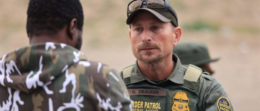 small-town-cops-find-11-illegal-immigrants-in-house-where-girl-reported-sexual-assault