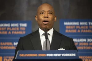 judge-questions-trump-doj’s-move-to-drop-eric-adams-charges