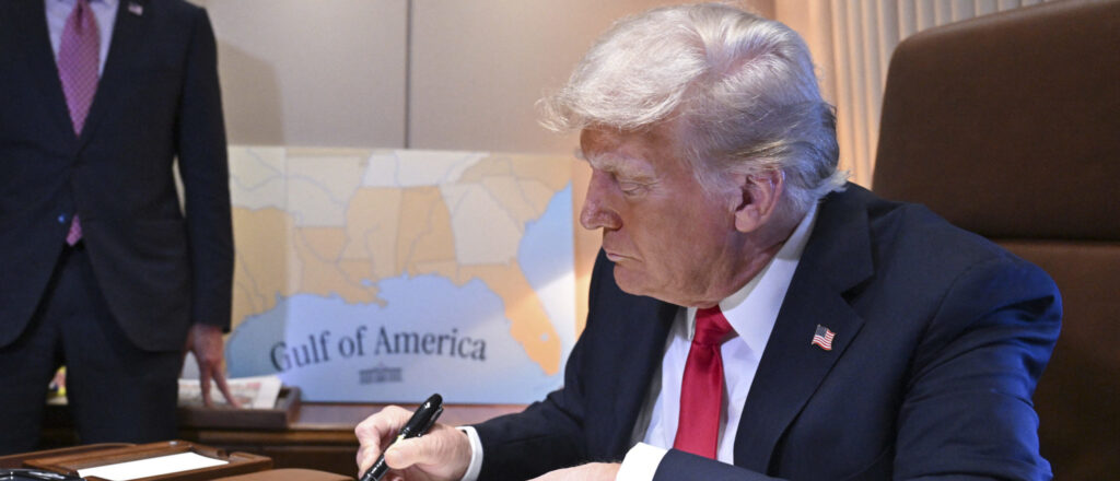 fact-check:-did-trump-fail-to-greet-macron-at-the-white-house?