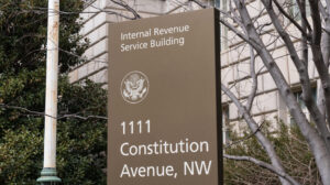 irs-to-close-more-than-120-offices-|-the-gateway-pundit-|-by-anthony-scott