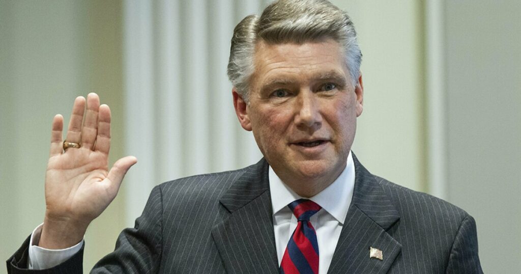 congressional-maps-in-north-carolina-cross-the-route-of-mccarthy’s-exit
