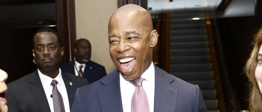 eric-adams-fails-to-hire-‘extreme-weather-coordinator’-as-storm-barrels-toward-state-(again)