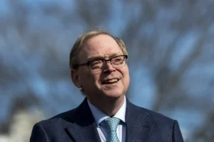 white-house-downplays-economic-disruptions-after-jobs-report-–-washington-examiner