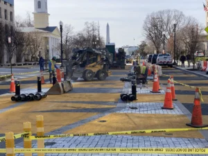 construction-crews-begin-dismantling-blm-plaza-near-white-house-–-washington-examiner