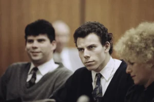 los-angeles-da-rejects-reducing-menendez-brothers’-prison-sentences-–-washington-examiner