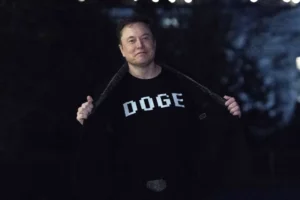 musk-fights-to-keep-tesla-afloat-during-preoccupation-with-doge-–-washington-examiner