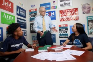 prominent-polling-outfit-that-got-2024-election-very-wrong-announces-it’s-shutting-down