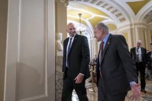 why-10-senate-dems-say-they-sided-with-gop-to-avert-shutdown-–-washington-examiner
