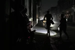 cuba’s-electrical-grid-collapses,-leaving-millions-in-‘total-blackout’-–-washington-examiner
