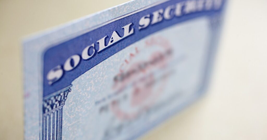 social-security-update:-direct-payment-worth-$914-arrives-in-26-days