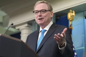 white-house-promotes-‘positive-news-of-the-economy’