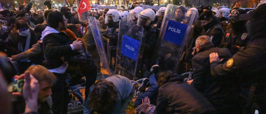 fact-check:-video-shows-east-timor,-not-turkish-protests