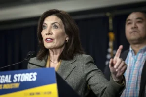 hochul-refuses-to-back-down-on-congestion-pricing-after-duffy’s-funding-threats
