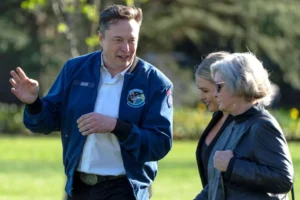 musk-threatens-to-sue-ex-squad-democrat-bowman-over-nazi-remark-–-washington-examiner