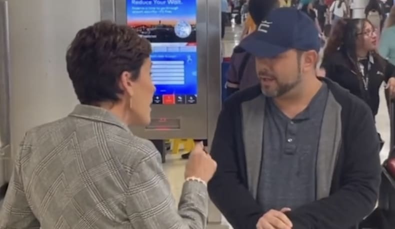epic:-“i’m-going-to-beat-you,-and-we’re-going-to-save-arizona”-–-kari-lake-confronts-2024-senate-opponent-rep-ruben-gallego-at-airport,-wipes-the-floor-with-him-after-he-invites-her-to-chat-(video)-|-the-gateway-pundit-|-by-jordan-conradson